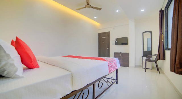 OYO 64297 Hotel Sai Leela, Забронировать Отель Отели штата Махараштры 3 звезды, 3*