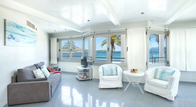 Luxury Sea View Apartment