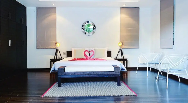 Fabulous 2br Pool Villa Walk to Bangtao Beach and Catch Club