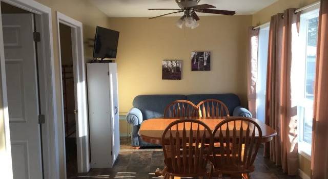 Wu Wus Cabins, Rezervasyon Otel Wasaga Beach Simcoe County