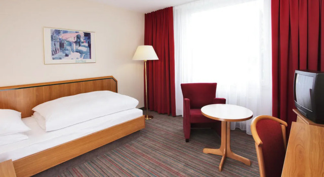 Holiday Inn - the niu Blade Solingen, Rezervasyon Otel Solingen Kuzey Ren-Vestfalya
