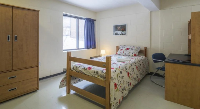 Residence Université De Sherbrooke, Book Hotel 3-stjernede hoteller i Eastern Townships, 3*