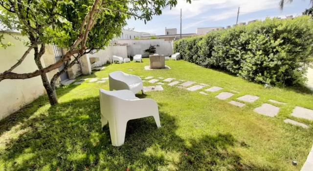 Коттедж с 2 комнатами Masseria Caggese Case Vacanza In Antica Masseria