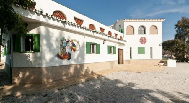 Finca Buenavista, Book Hotel Hoteller i Chilches med parkering, Parkering