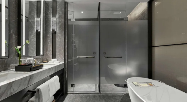 Двухместный номер Premium DoubleTree by Hilton Chengdu Riverside - Close to Panda Base and Chengdu East Railway