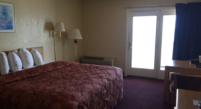 Fairview Beachfront Inn & Waterpark, Boek Hotel Mackinaw City Michigan