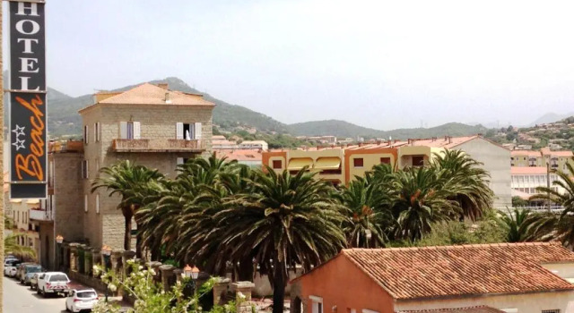 Четырёхместный номер Standard Hôtel Beach