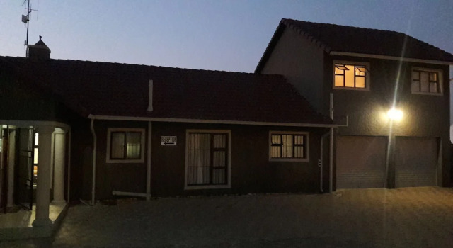 Alimop Lodge Inn Bed and Breakfast, Boek Bed and Breakfast Midrand 
