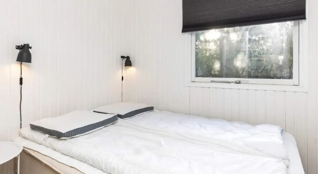 6 Person Holiday Home in Blokhus, Réserver Maison de vacances Hôtels à Vestjylland avec parking, Parking