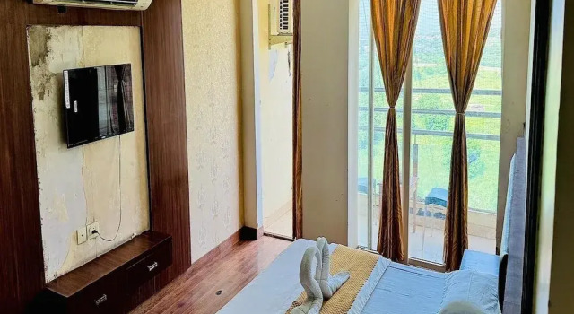 Номер Deluxe с балконом Hotel Raj Villa