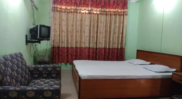 Aanand Hotel, Rezerwuj Hotel Janakpur Madhesh Province