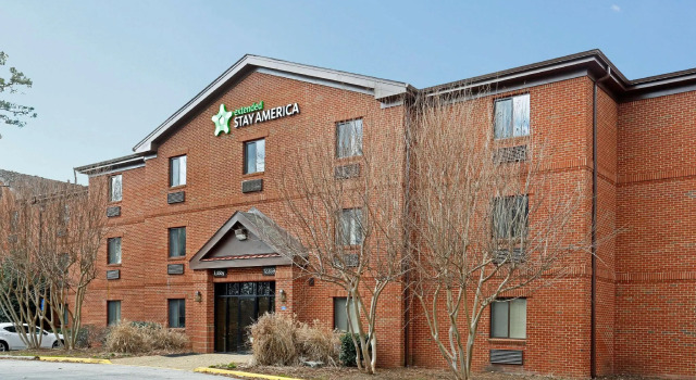 Extended Stay America - Newport News - I-64 - Jefferson Avenue, Varaa Hotelli Hotellit Minnesota pysäköinnillä, Pysäköinti