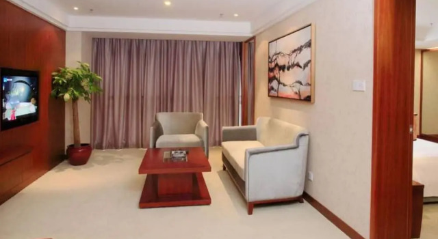 Люкс Deluxe Guangzhou Yunli  Hotel