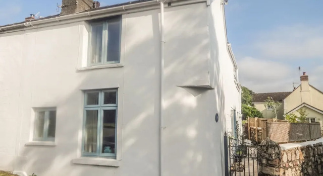 Corner Cottage