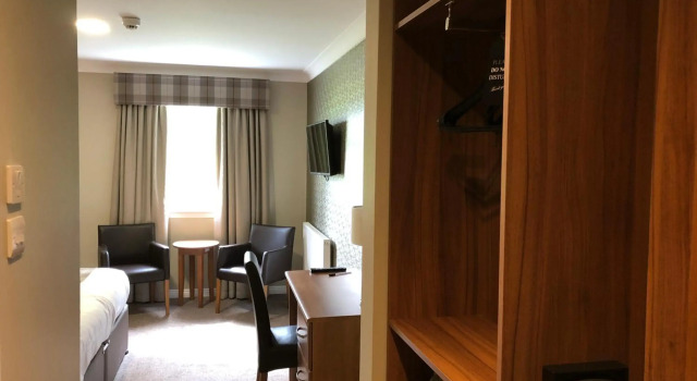 King Robert Hotel