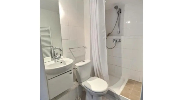 Sea view apartment in the center of Valras-Plage for 4 people