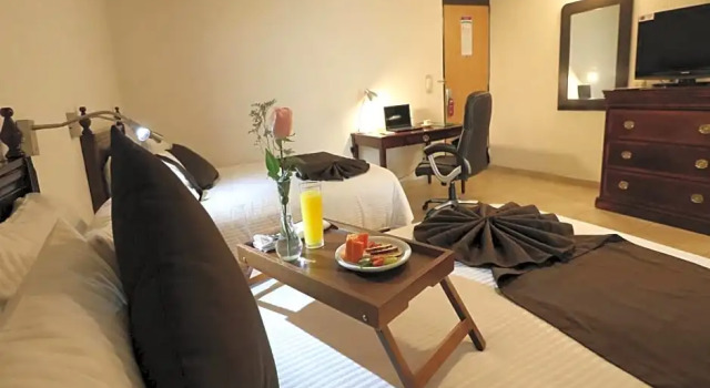 Deluxe Neljän hengen huone Hotel Misión Aguascalientes Zona Sur
