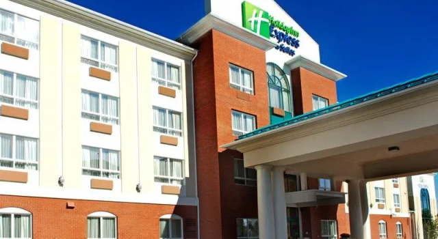 Run of House Holiday Inn Express Hotel & Suites Edson by IHG