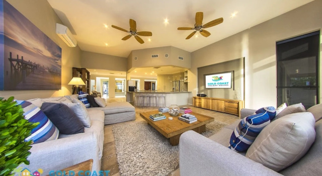 Grandeur on Bay Three, Book Hotel Hope Island Gold Coast