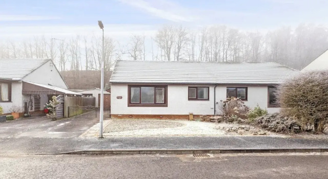 Beautiful House with Garden in Pitlochry, Забронировать Гостевой дом Питлохри Пертшир, рядом с Винокуренный завод Bells Blair Athol
