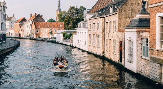 Номер Standard Uilenspiegel Brugge