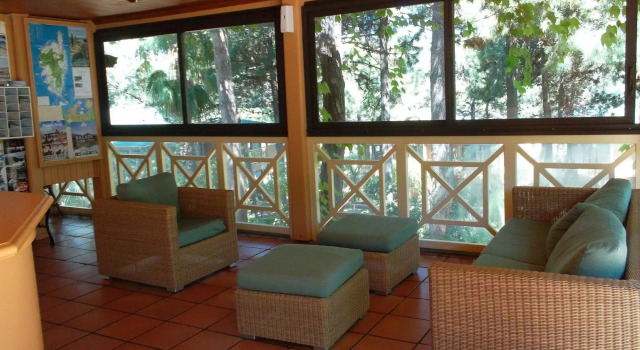 Motel Les Pins, Varaa Hotelli Calvi 