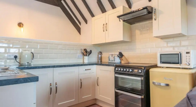 Valley Farm Holiday Cottages, Забронировать Фермерский дом Эксминстер Jurassic Coast