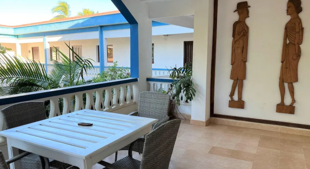 Люкс Classic Victory Hotel & Restaurant Tulear