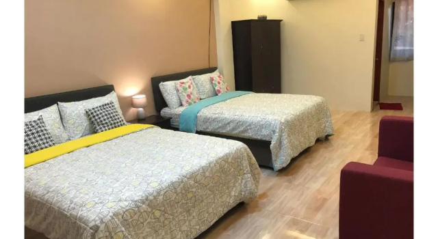 Семейный люкс Guest Hotel