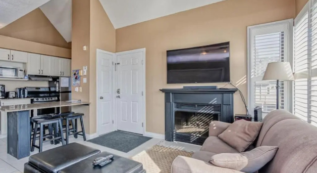 Mountainside 2 bed 2 bath with laundry 79249