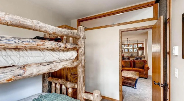 River Glen  106c 2 Bedroom Condo by RedAwning
