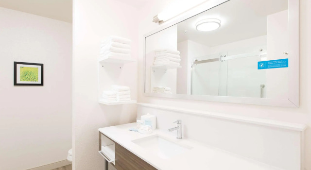 Четырёхместный номер Standard Hampton Inn & Suites Walterboro