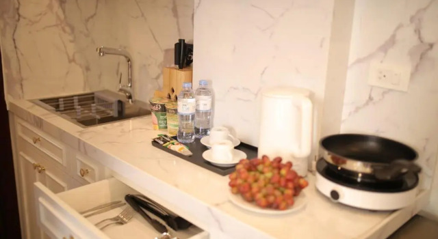 Апартаменты с 2 комнатами Lee Apartment & Hotel