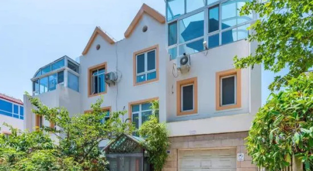 Yushu Linhai Seaside Villa