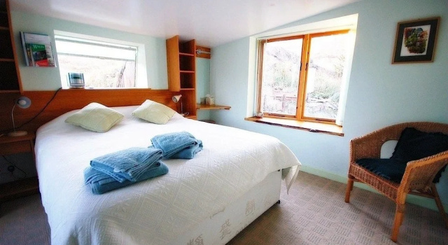 Коттедж Bryn Elltyd Eco Self-Catering