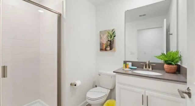 Апартаменты Gorgeous 4 Bd w/ Pool at Storey Lake Resort 4277