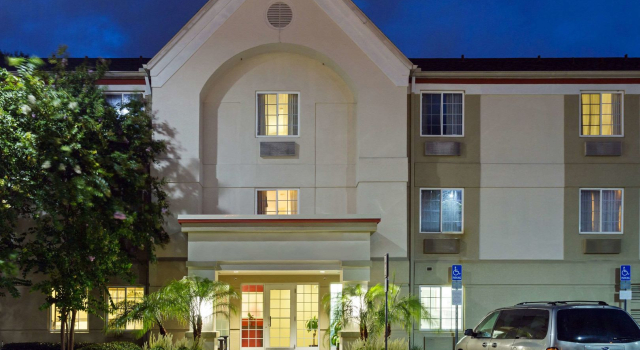 MainStay Suites Orlando Altamonte Springs, Забронировать Отель Алтамонте-Спрингс North Orlando