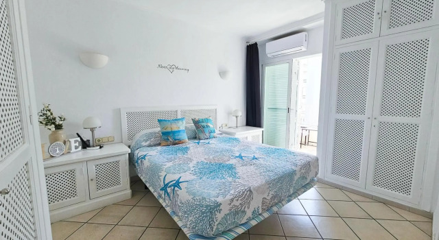 Puerto Banus 2linea playa con piscina y parking privado