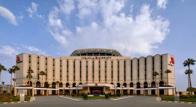 Riyadh Airport Marriott Hotel, Buchen Sie Hotel Hotels in Provinz Riad mit Pool, Schwimmbad