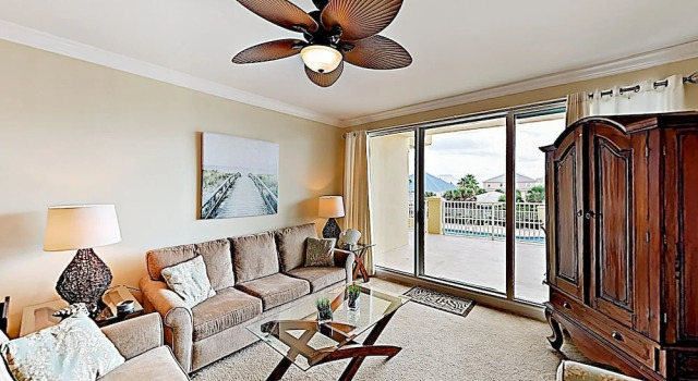 453 Dune Dr Condo Unit 107 3 Bedrooms 2 Bathrooms Condo, Book Lejlighed Hoteller i Dauphin Island med pool, Swimmingpool