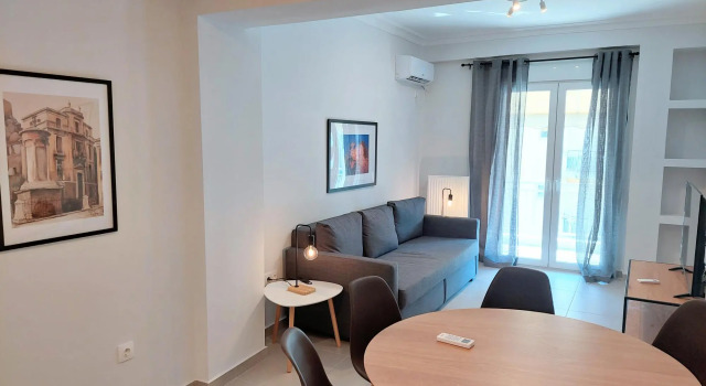Modern Apartment in Acropolis Museum
