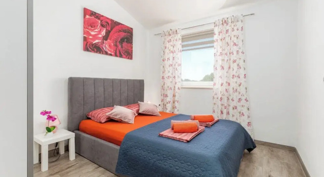 Apartament E&E