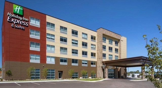Holiday Inn Express & Suites Gaylord by IHG