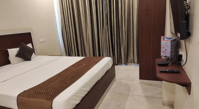 Le Blue Moon Near Hyatt Regency, Забронировать Отель Отели штата Раджастхана с парковкой, Парковка
