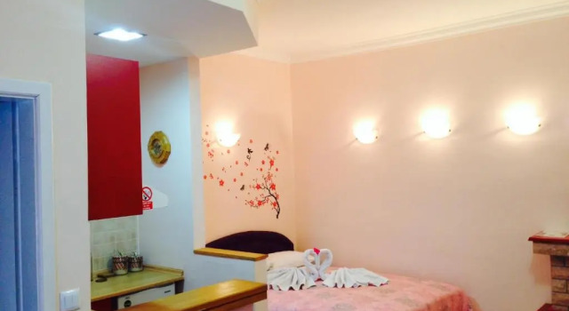 Апартаменты Aladin and Arabella Apartments