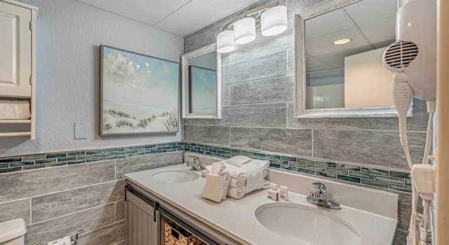Апартаменты Balcony & Resort Amenities at Myrtle Beach Condo!