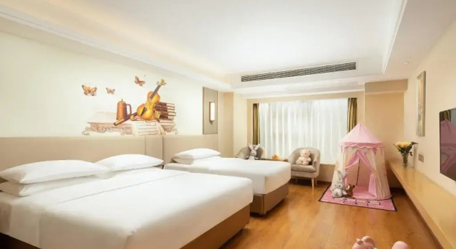 Vienna International Hotel (Xinwuzhong, Dengcheng Avenue, Xiangyang), Rezervovat Hotel Xiangyang Čína
