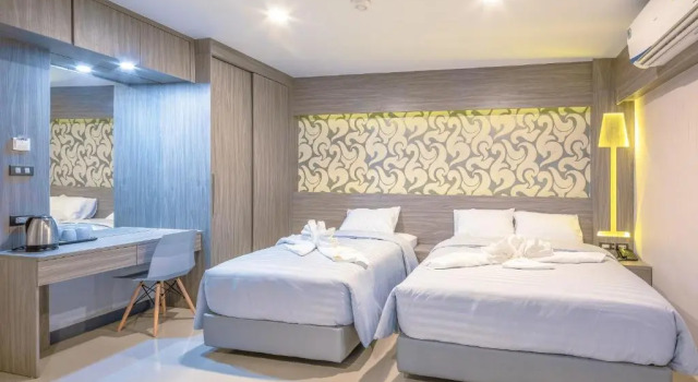 Трёхместный номер Standard с балконом Sound@sleep Hotel