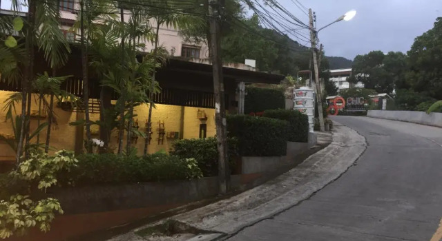 Karon Chic Seashore Apartment