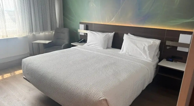 Двухместный полулюкс Armon Plaza Montreal Airport